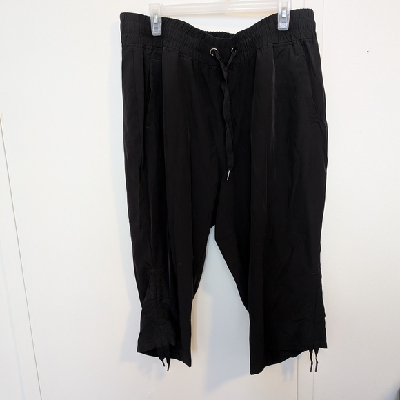Black Drawstring Active Pants - Picture 2 of 7